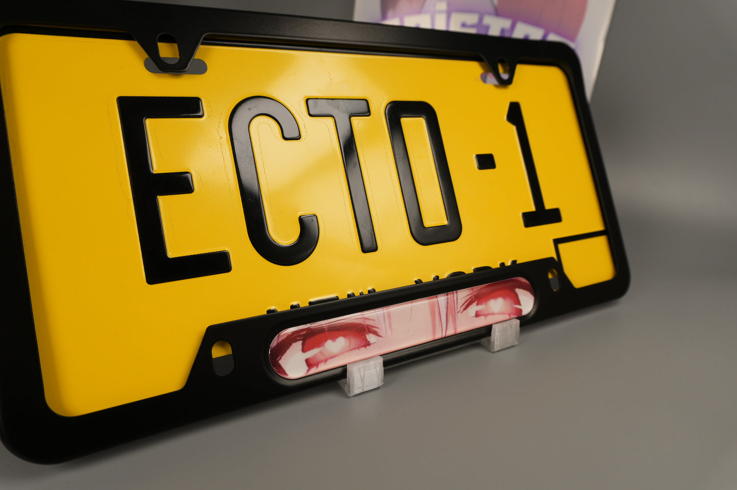 License plate frame aluminum Anime - Hentai Girl eyes heart pupil