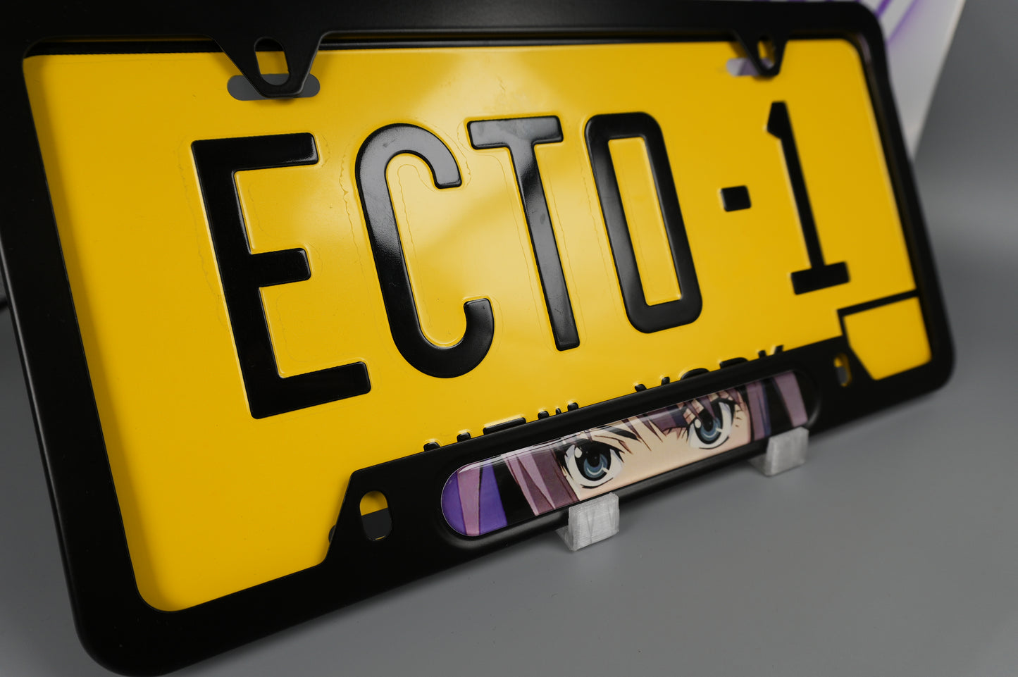 License plate frame aluminum Anime - Hitagi Senjougahara ( 戦場ヶ原 せんじょうがはら ひたぎ, Senjōgahara Hitagi)