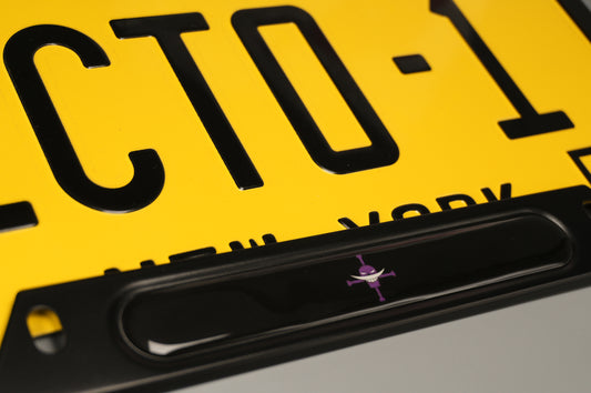 License plate frame aluminum - Anime White beard jolly roger