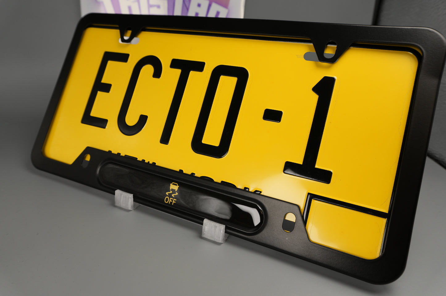 License plate frame aluminum CEL - Traction off